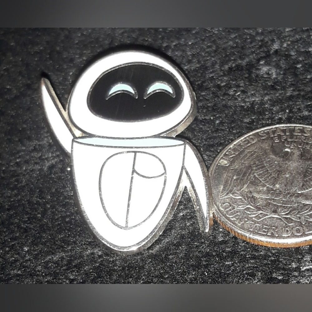 Disney Eve From Wall-E Collectible Trading Pin